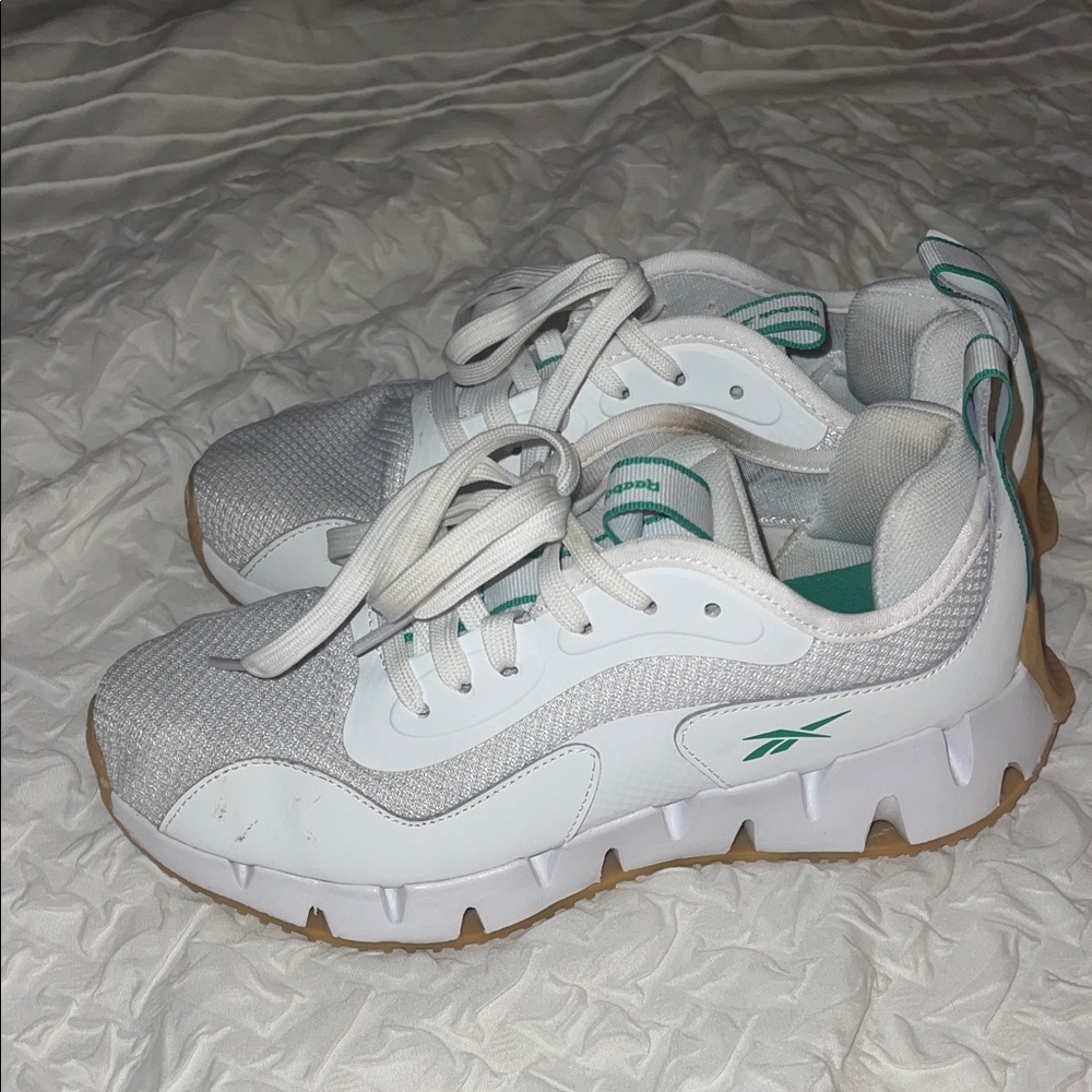 Women’s Reebok sneakers
